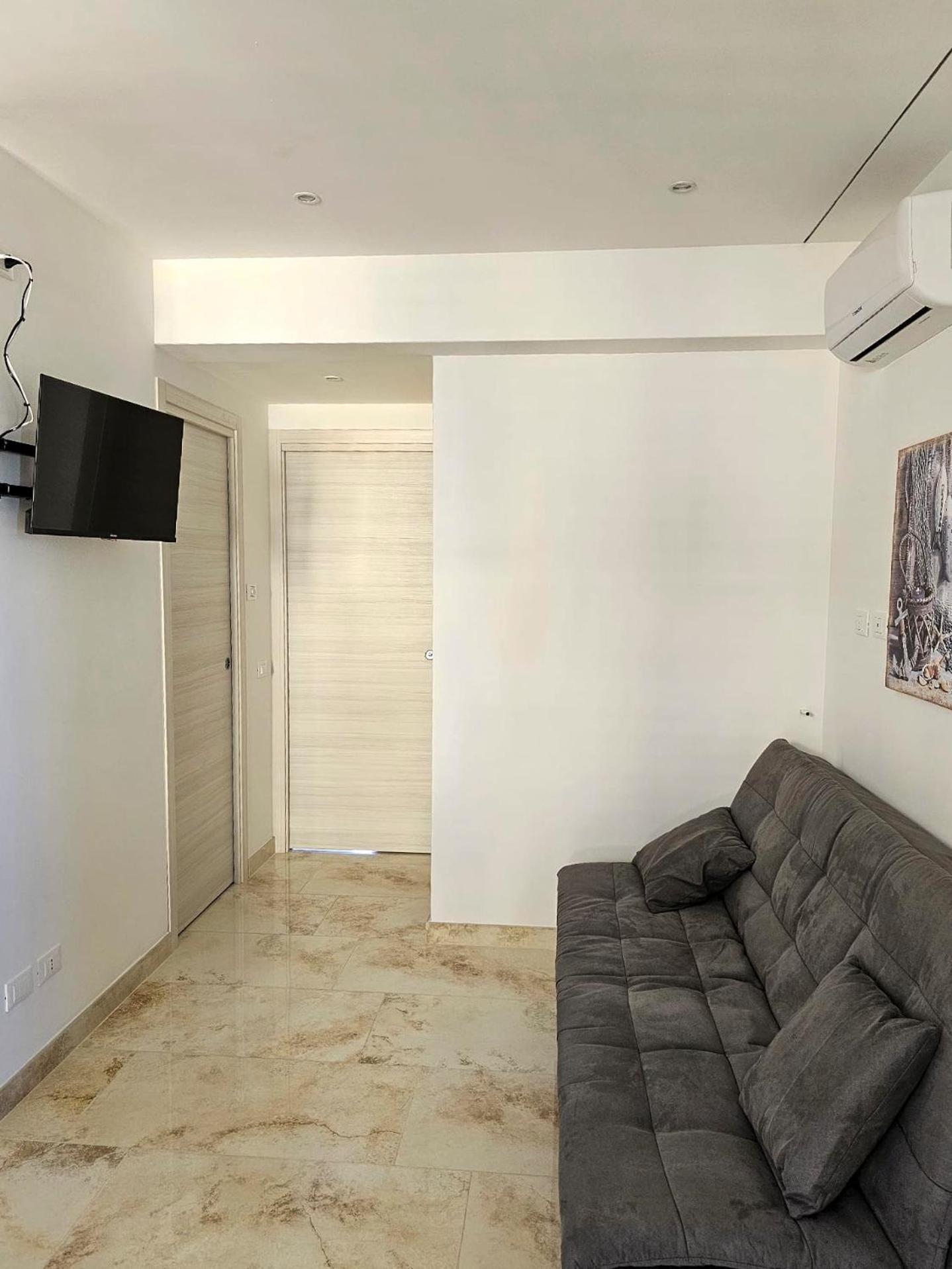 Aphrodite'S Apartment Ad Aspra Bagheria Bagian luar foto