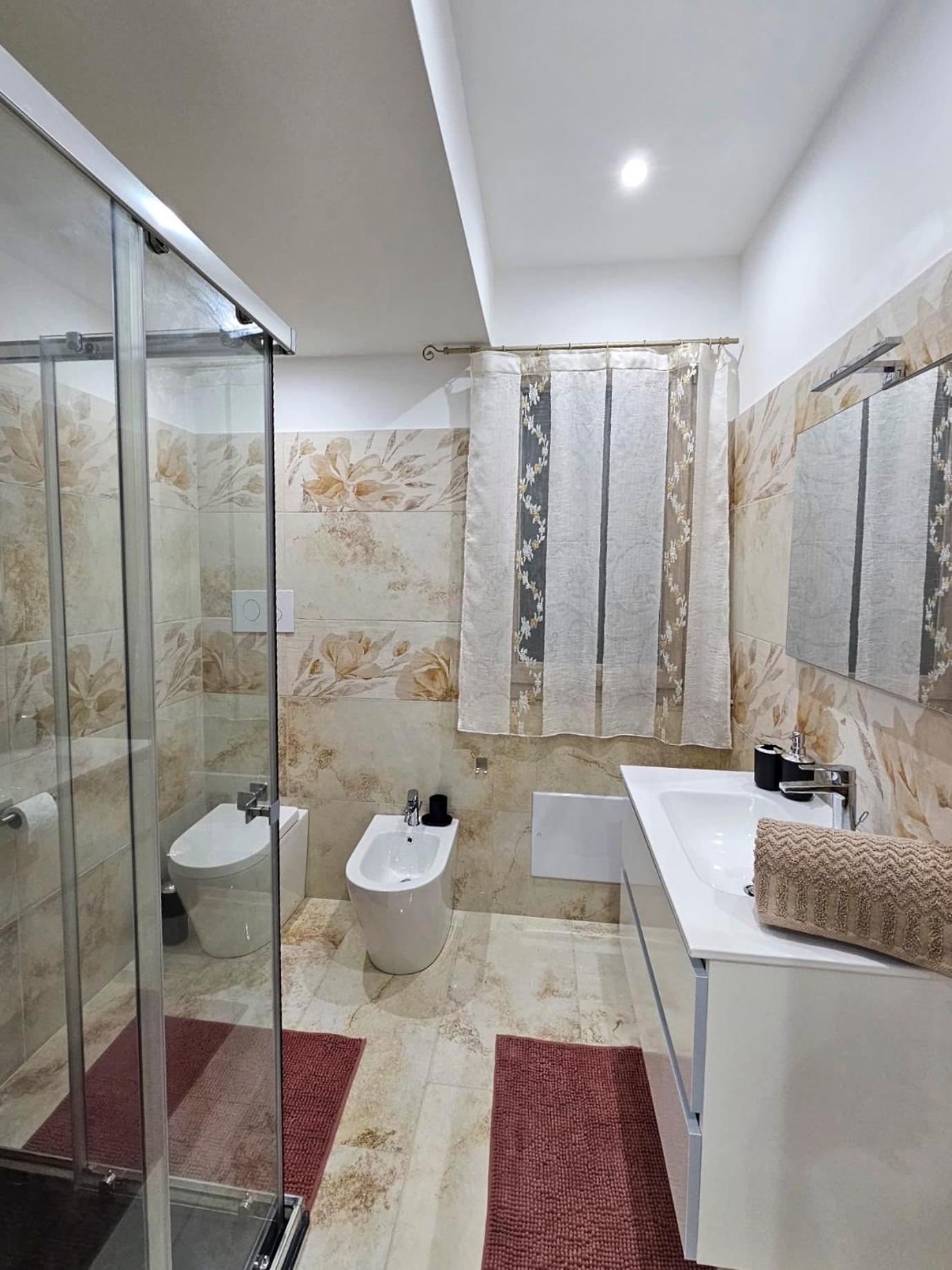 Aphrodite'S Apartment Ad Aspra Bagheria Bagian luar foto
